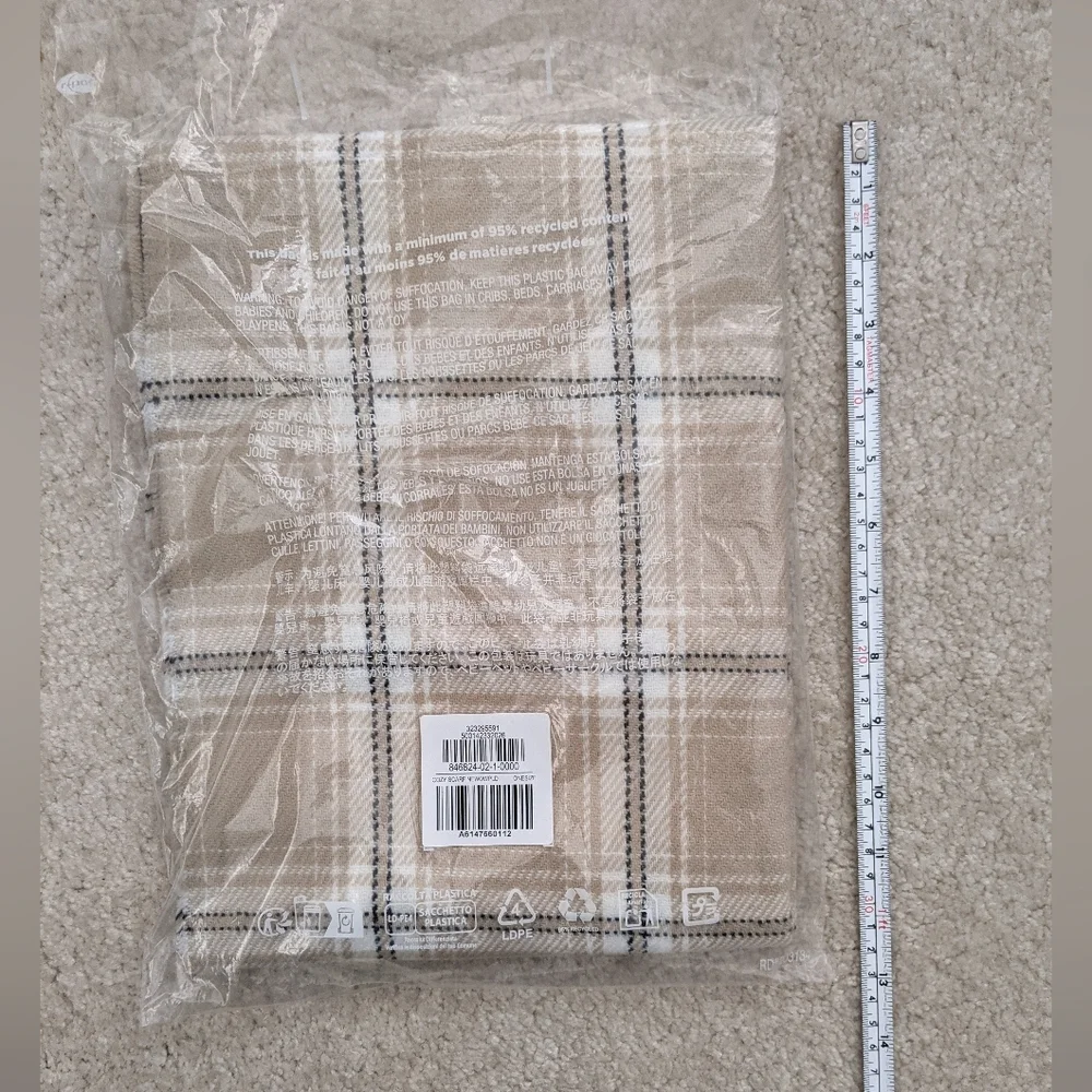 NWT GAP scarf tan plaid